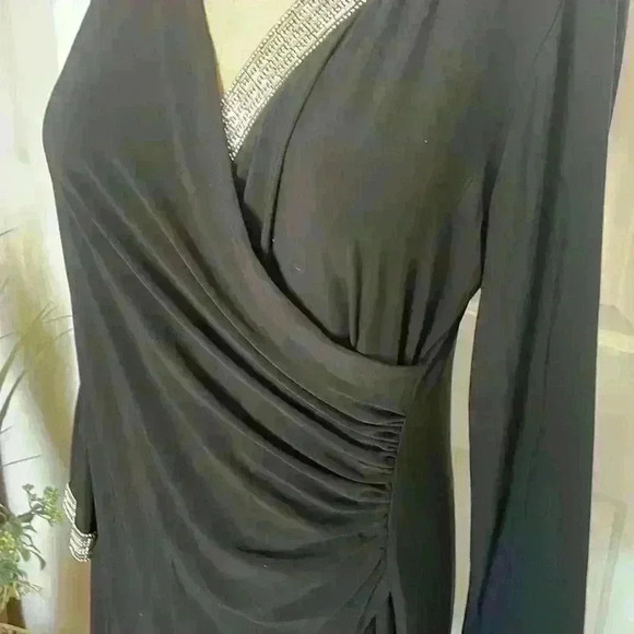 MSK Evening Black Flattering V-neckline W/Rhinestones & cuff details Size L - Picture 3 of 8